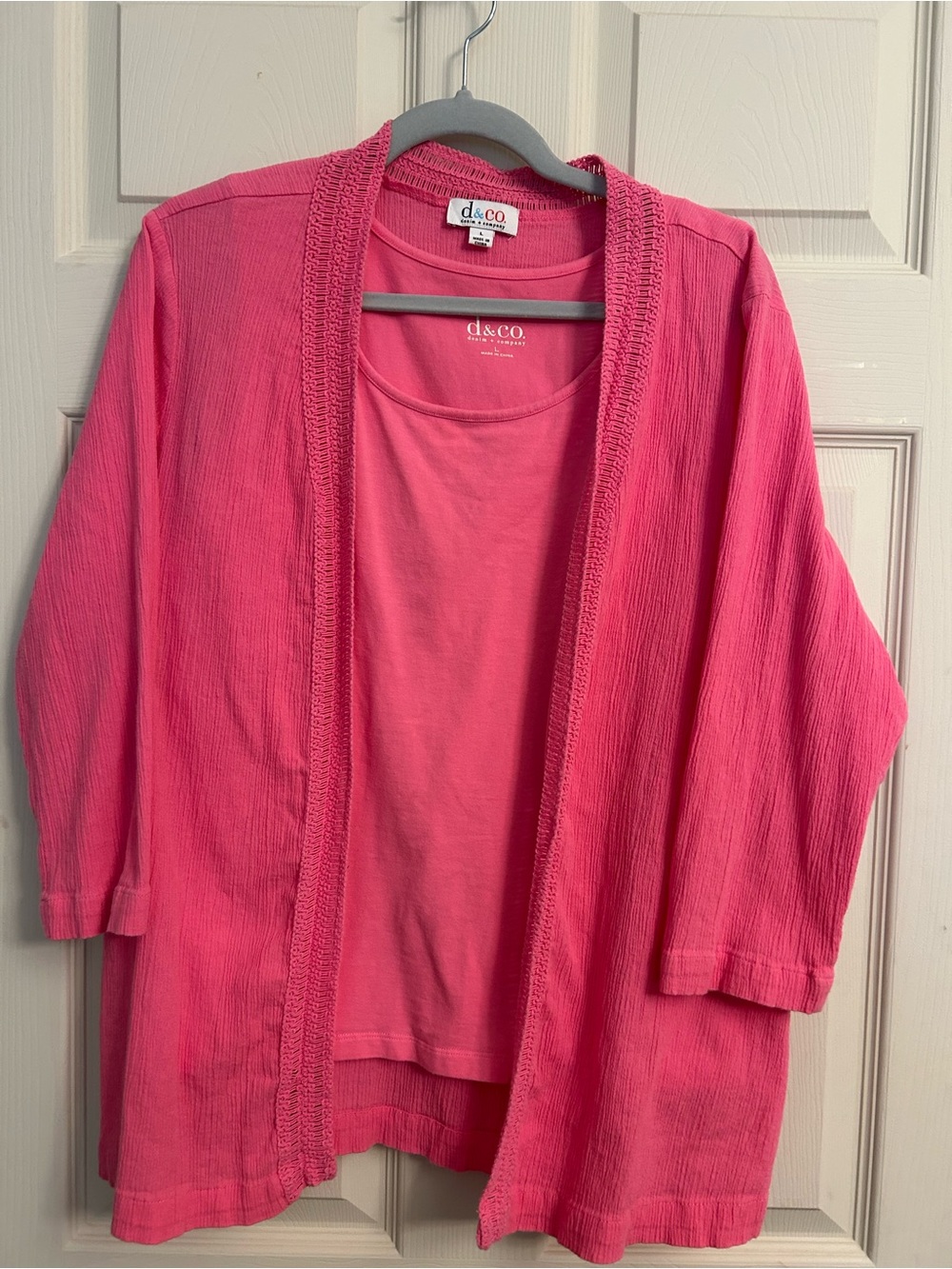 d&co Pink Open-Front Women's Jacket- 2piece tank set.